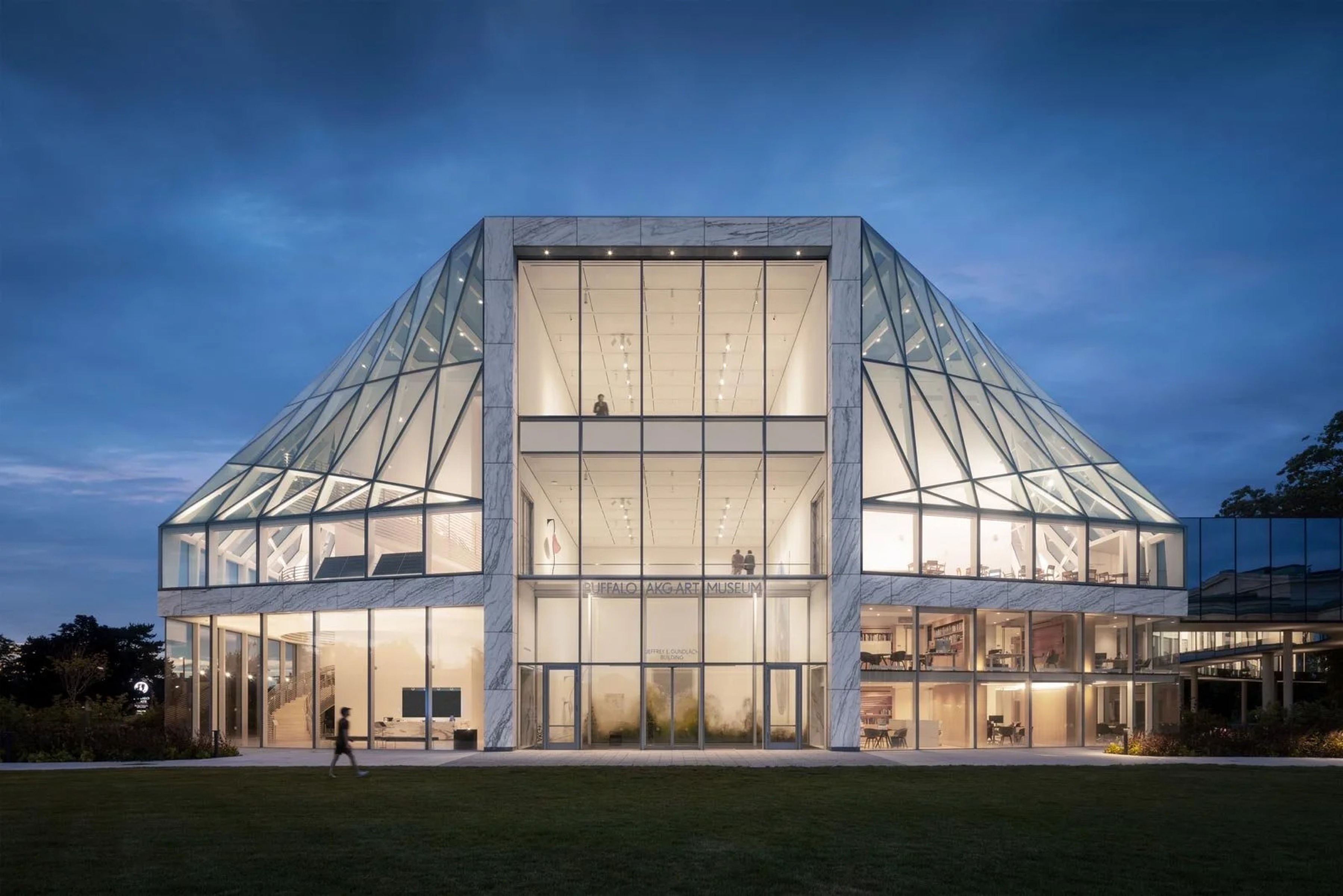 Buffalo AKG Art Museum © StudioSZ Photo. Image by Justin Szeremeta