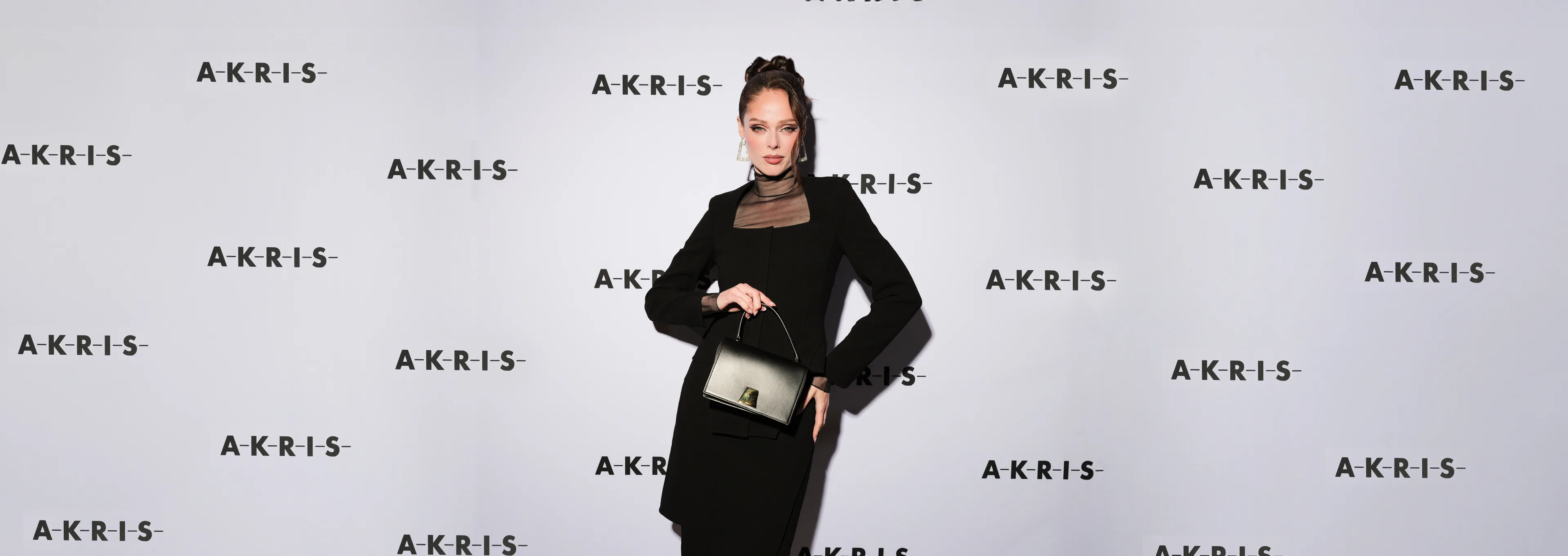 AKRIS WORLD PREMIERE