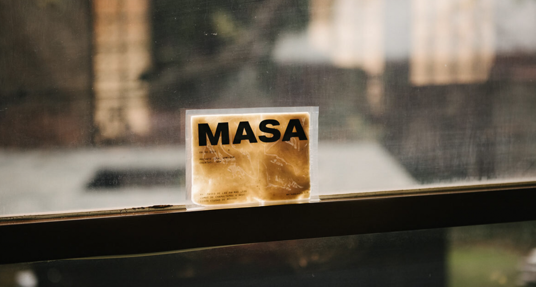 Masa Galeria is a nomadic gallery that encourages contemporary artists, like myself, to think about functionality within their practice and encourages designers to think about the artistic value within their work.